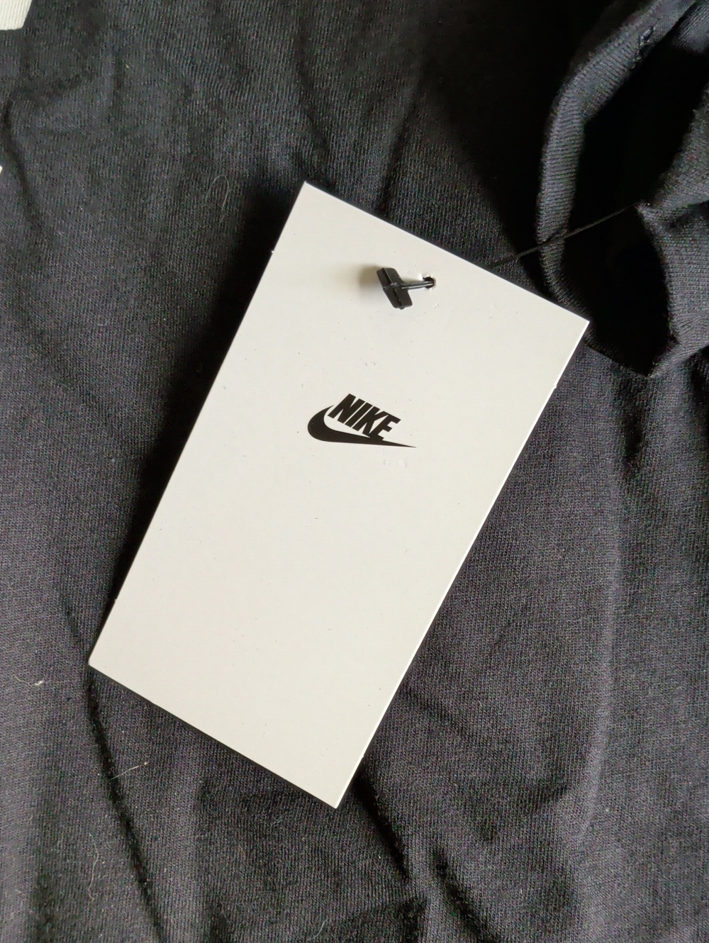 Nike Black Crew T-Shirt with Large White NIKE Graphic - Picture 3 of 4